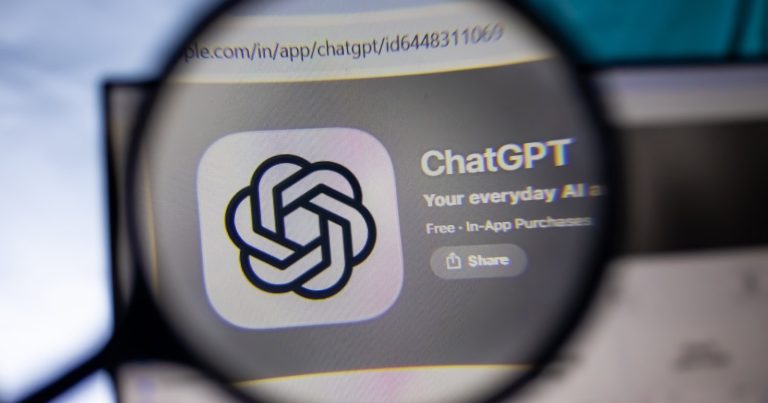 Índice de busca do ChatGPT trata sites pequenos e grandes portais da mesma forma, revela estudo