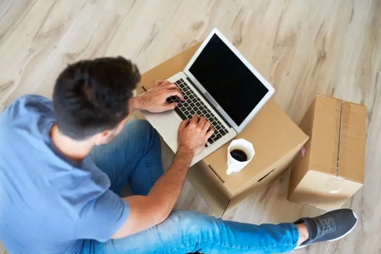 Como vender pela internet: veja o passo a passo para começar do zero