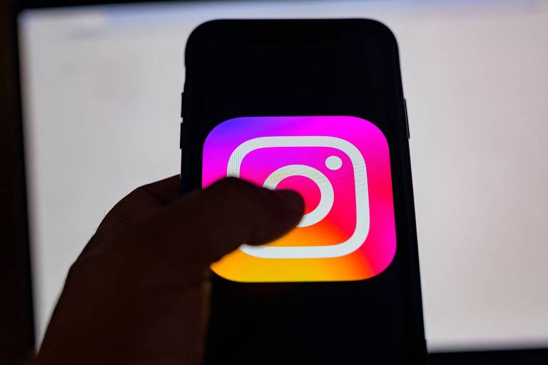 A empresa recomenda que usuários verifiquem se seus vídeos e imagens carregam…