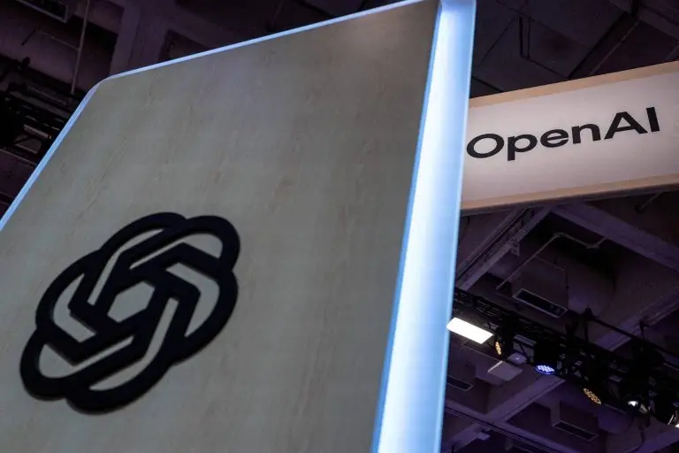 Segurança no treinamento de IA: OpenAI retoma testes de modelos de fronteira sem acesso à internet
