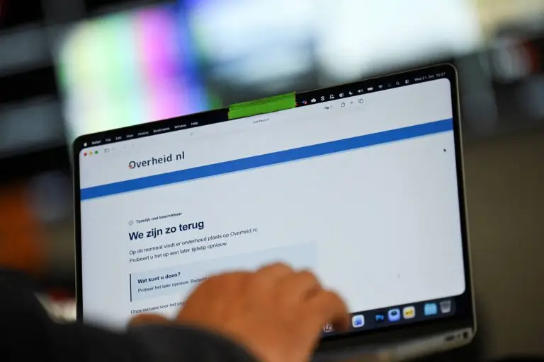 Falha crítica no PHP: vulnerabilidade achada por IA derruba sites de governos e afeta sistema usado no Brasil