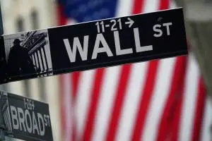 Wall Street em alta: setor de chips e aposta em IA puxam índices — ação da Boeing despenca